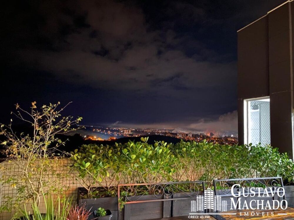 Cobertura à venda com 2 quartos, 220m² - Foto 2
