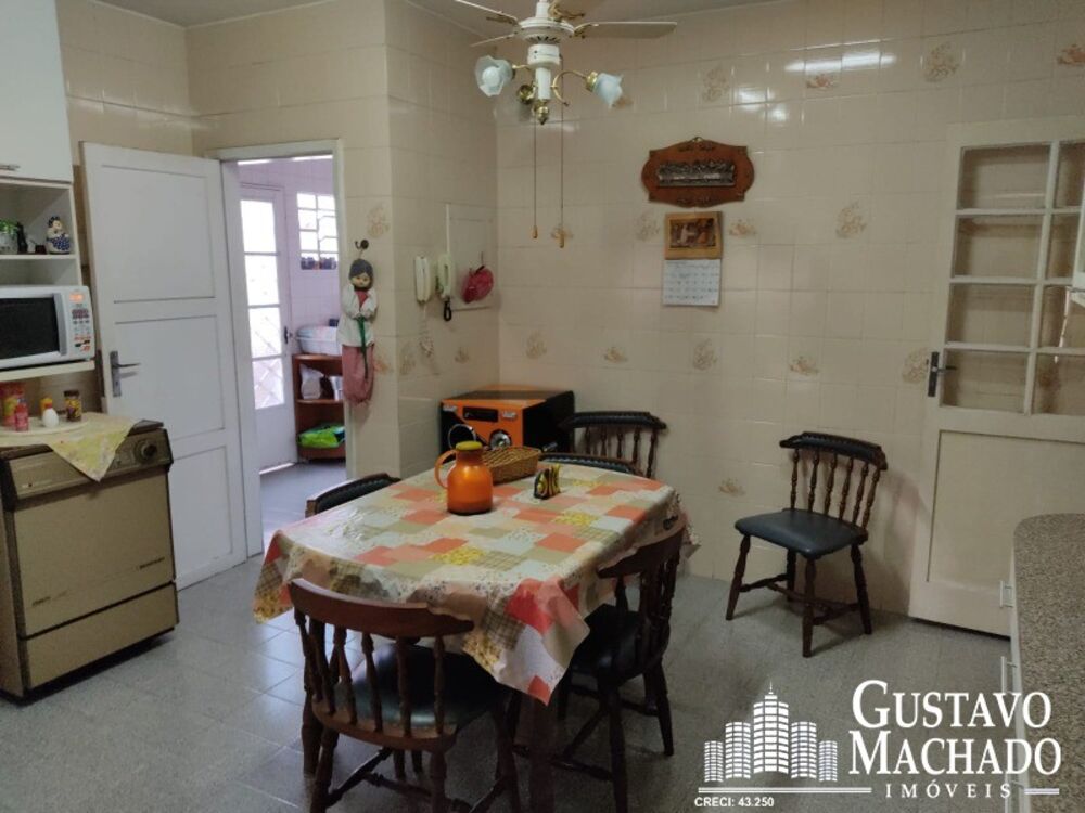 Casa à venda com 4 quartos, 490m² - Foto 2