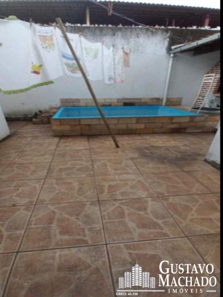 Casa à venda com 4 quartos, 120m² - Foto 3