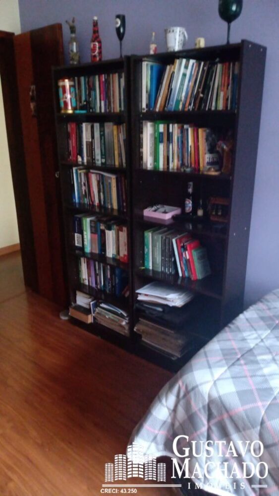 Apartamento à venda com 3 quartos, 150m² - Foto 2