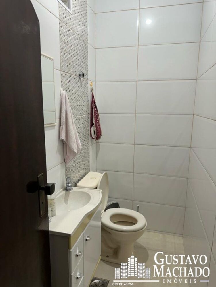 Casa à venda com 5 quartos, 380m² - Foto 2