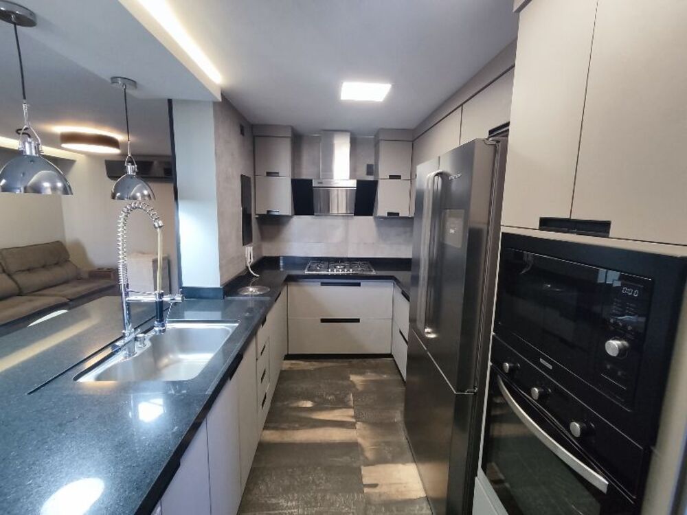 Apartamento à venda com 2 quartos, 146m² - Foto 3