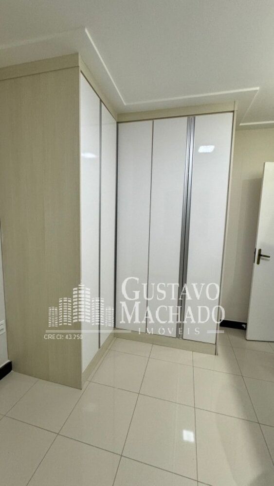 Cobertura à venda com 3 quartos, 214m² - Foto 8