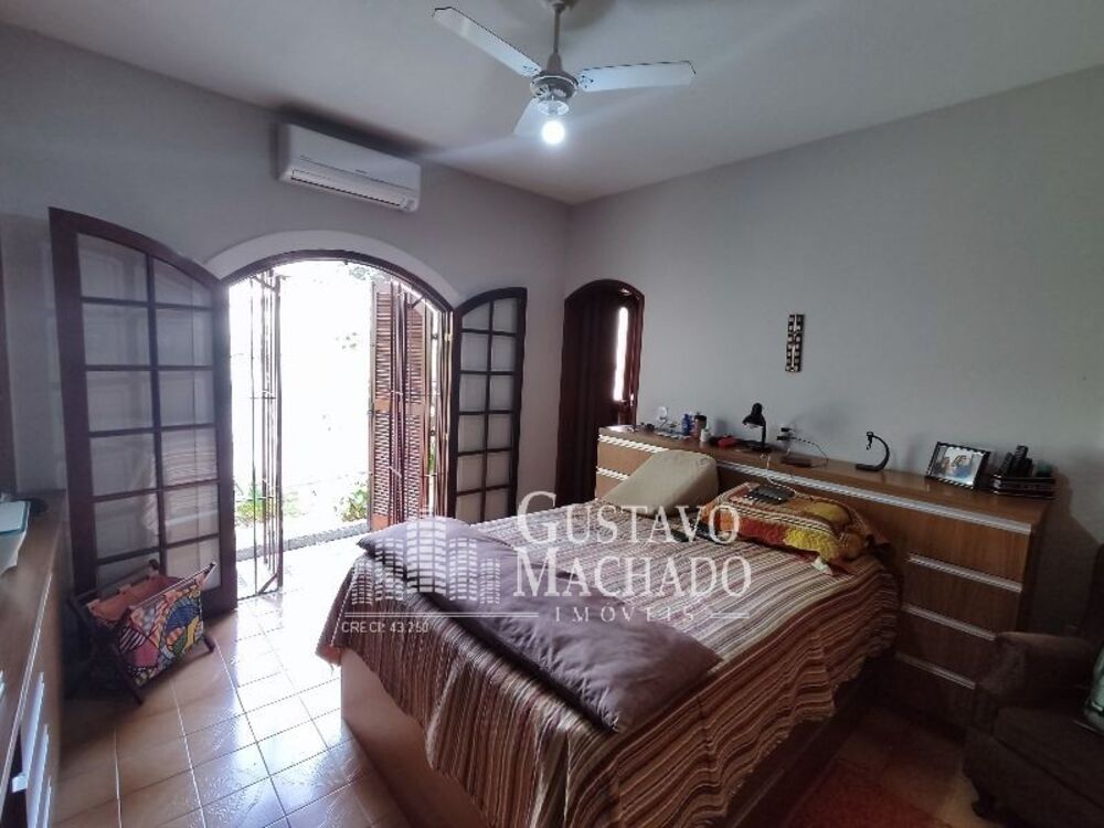 Casa à venda com 5 quartos - Foto 1
