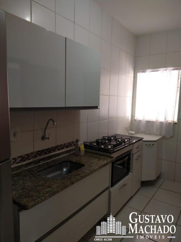 Casa à venda com 2 quartos, 60m² - Foto 3