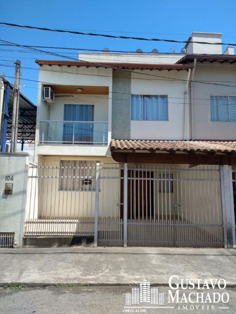Casa à venda com 2 quartos, 60m² - Foto 8