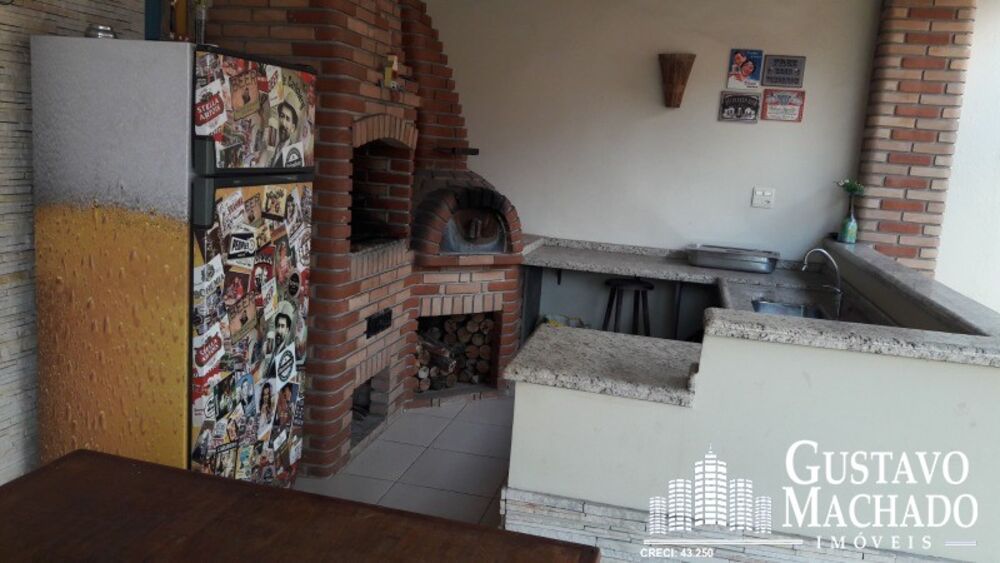 Casa à venda com 3 quartos, 197m² - Foto 9
