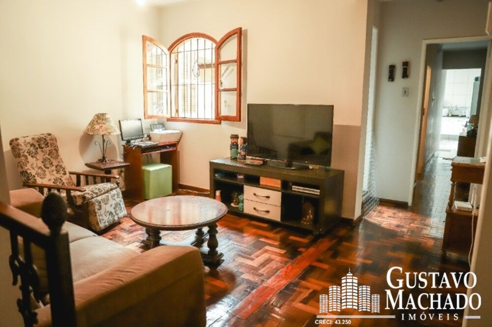 Casa à venda com 4 quartos, 260m² - Foto 4