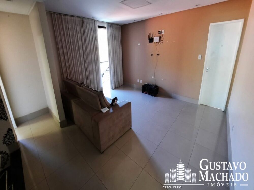 Casa à venda com 4 quartos - Foto 1