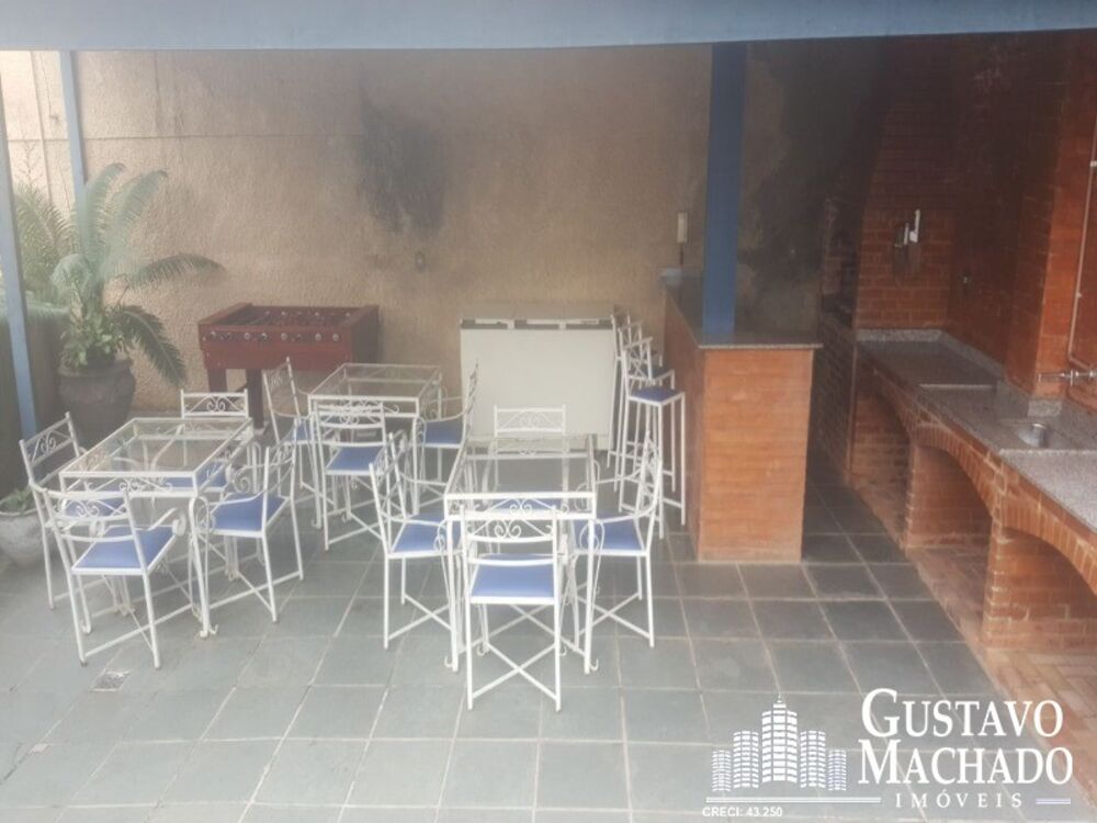 Casa à venda com 3 quartos, 450m² - Foto 7