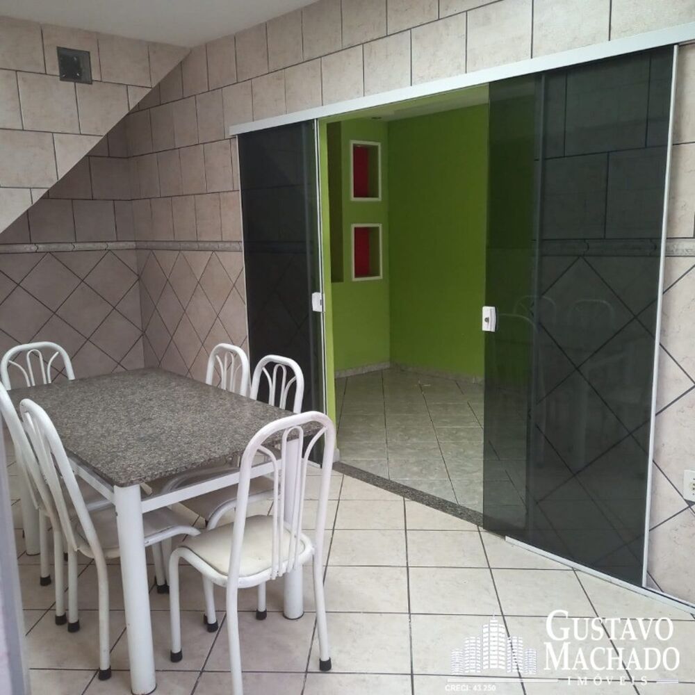 Casa à venda com 3 quartos, 150m² - Foto 4