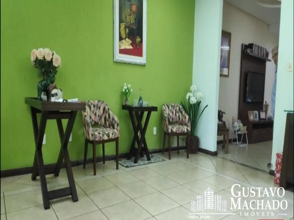 Casa, 4 quartos, 334 m² - Foto 3