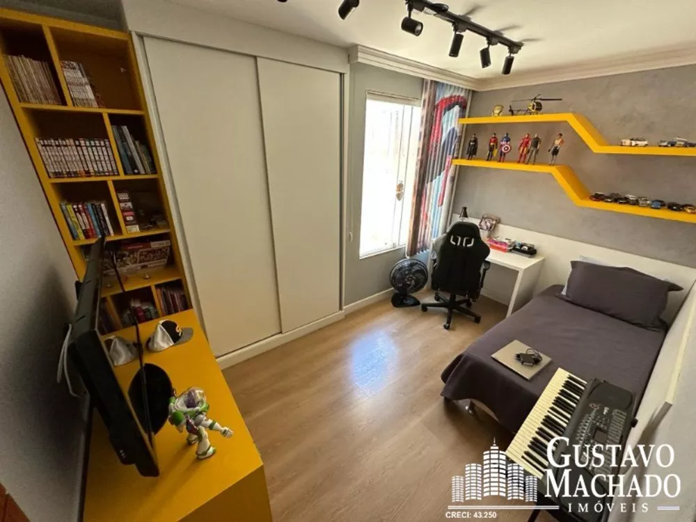 Casa, 4 quartos, 250 m² - Foto 23