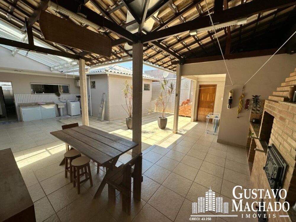 Casa, 4 quartos, 250 m² - Foto 11
