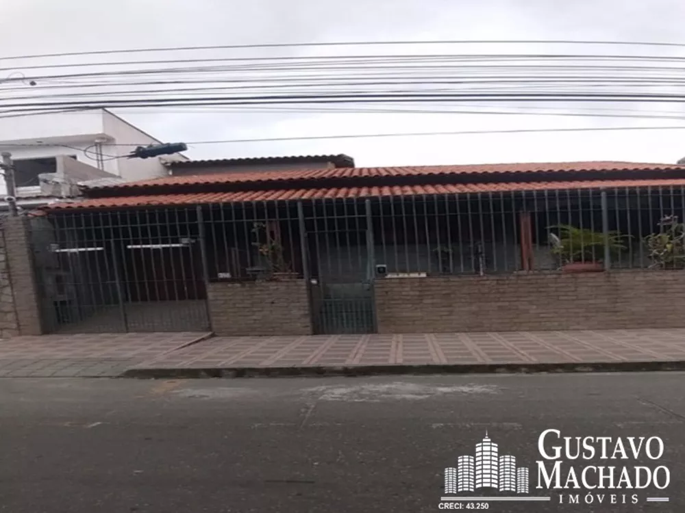 Casa, 5 quartos, 183 m² - Foto 1