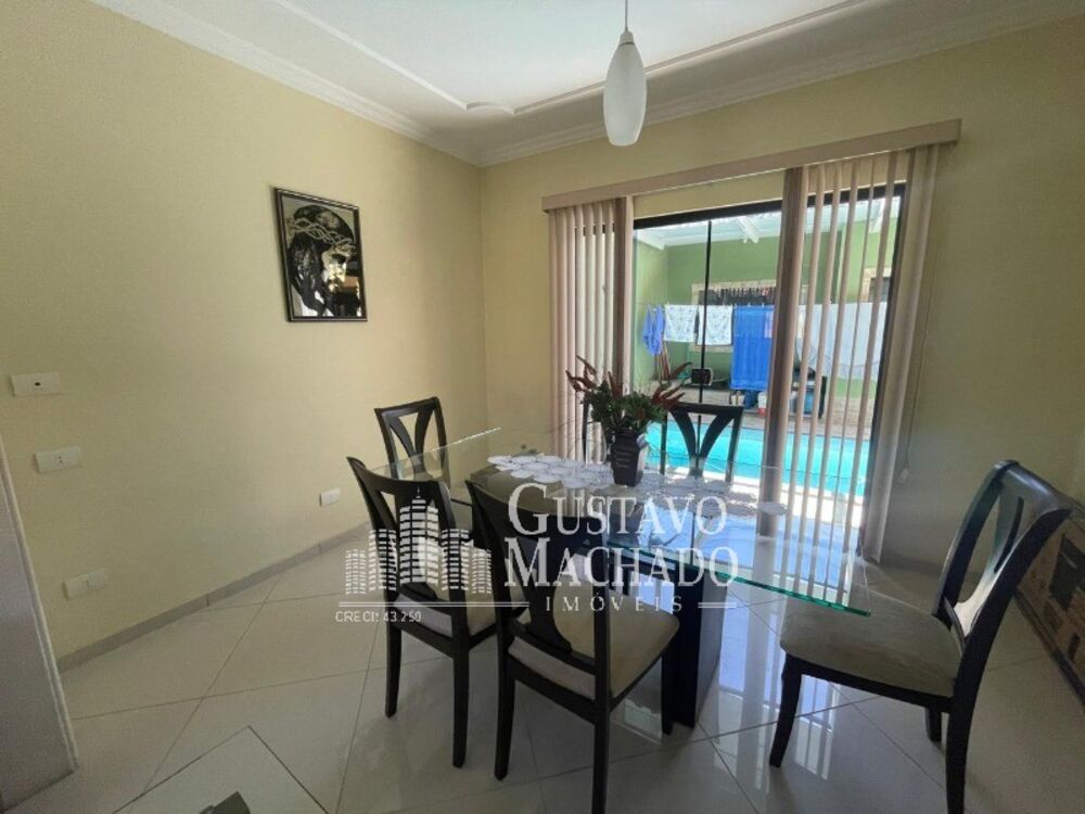 Casa à venda com 4 quartos, 178m² - Foto 4