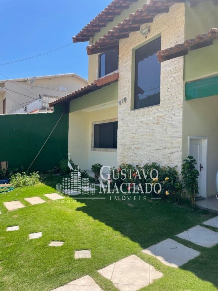Casa à venda com 4 quartos, 178m² - Foto 1