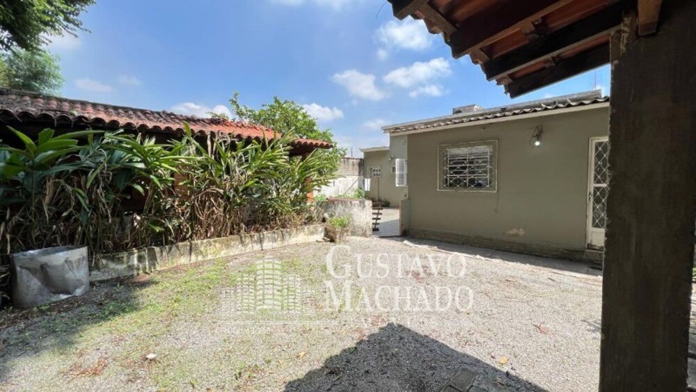 Casa à venda com 3 quartos, 600m² - Foto 7