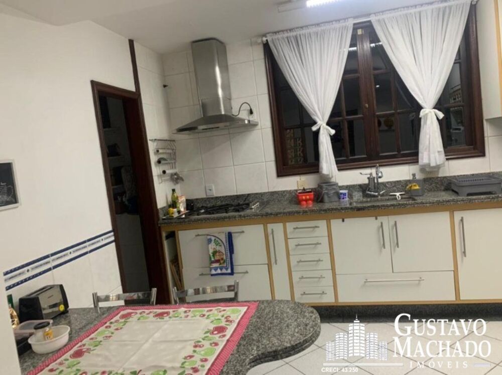 Casa à venda com 3 quartos - Foto 1
