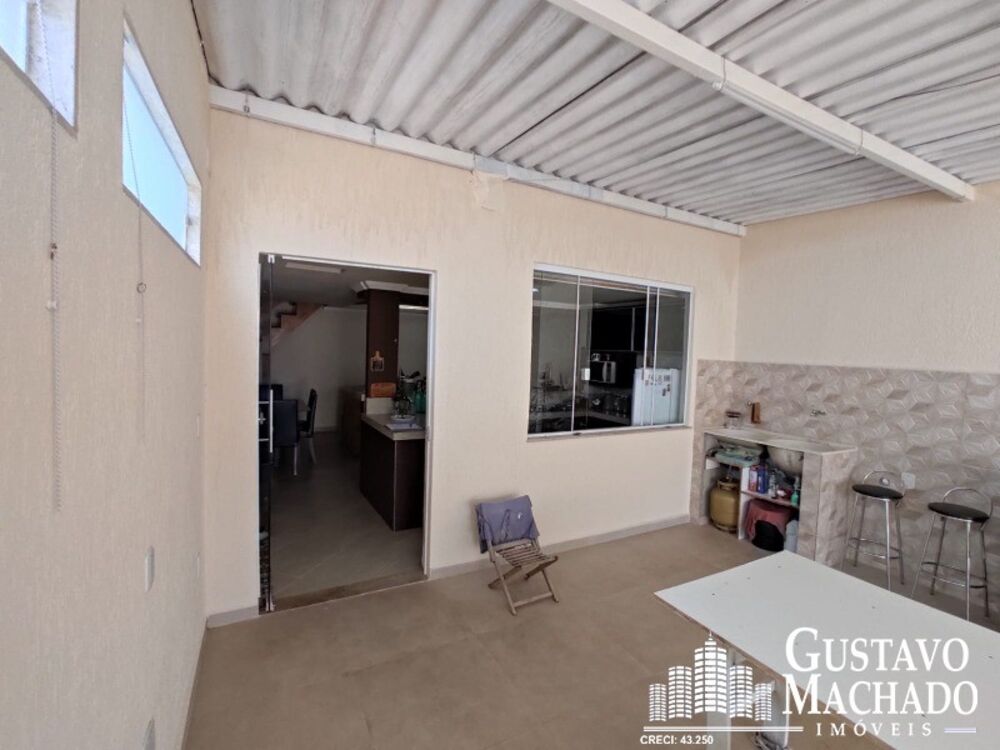 Casa à venda com 2 quartos, 93m² - Foto 10