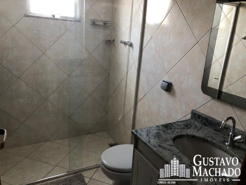 Casa à venda com 3 quartos, 214m² - Foto 7