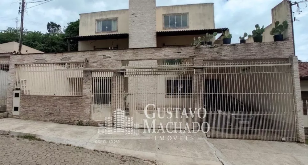 Casa, 4 quartos, 281 m² - Foto 1