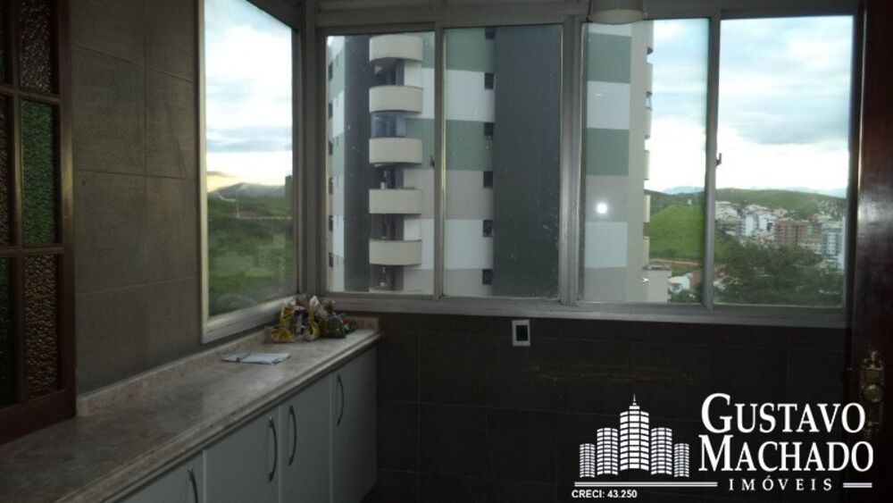 Apartamento à venda com 4 quartos, 227m² - Foto 4
