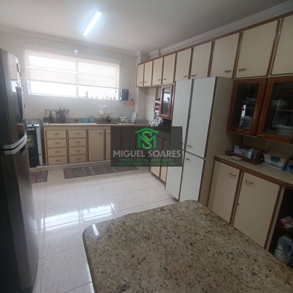 Apartamento, 3 quartos, 152 m² - Foto 2
