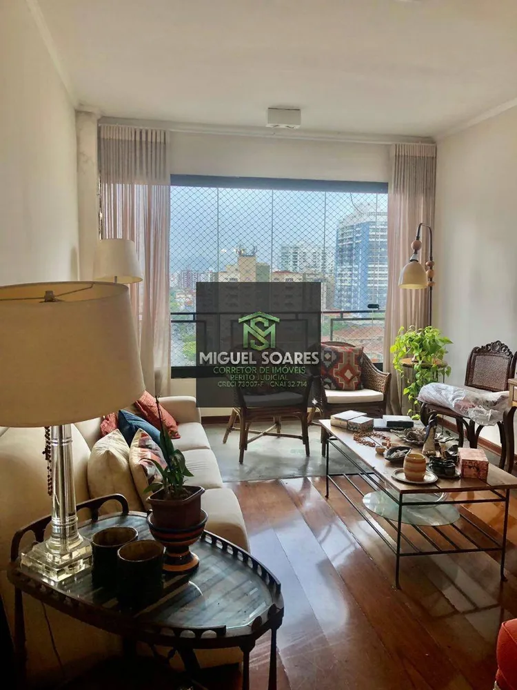 Apartamento, 3 quartos, 240 m² - Foto 1