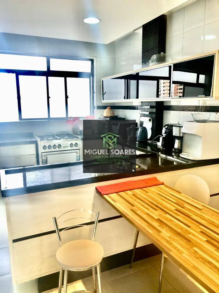 Apartamento, 3 quartos, 240 m² - Foto 12