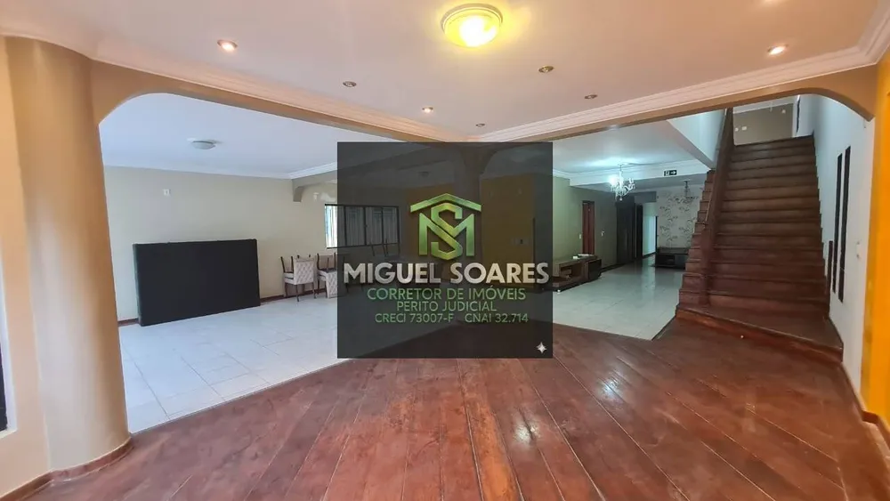 Casa, 5 quartos, 357 m² - Foto 2