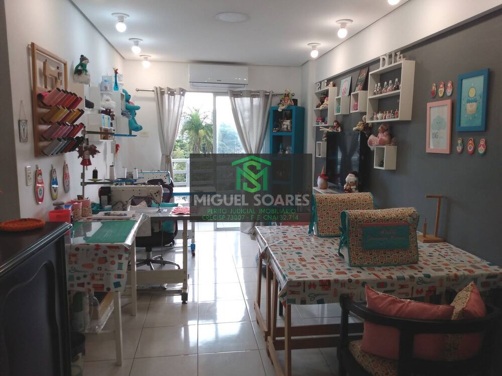Apartamento à venda com 2 quartos, 90m² - Foto 1