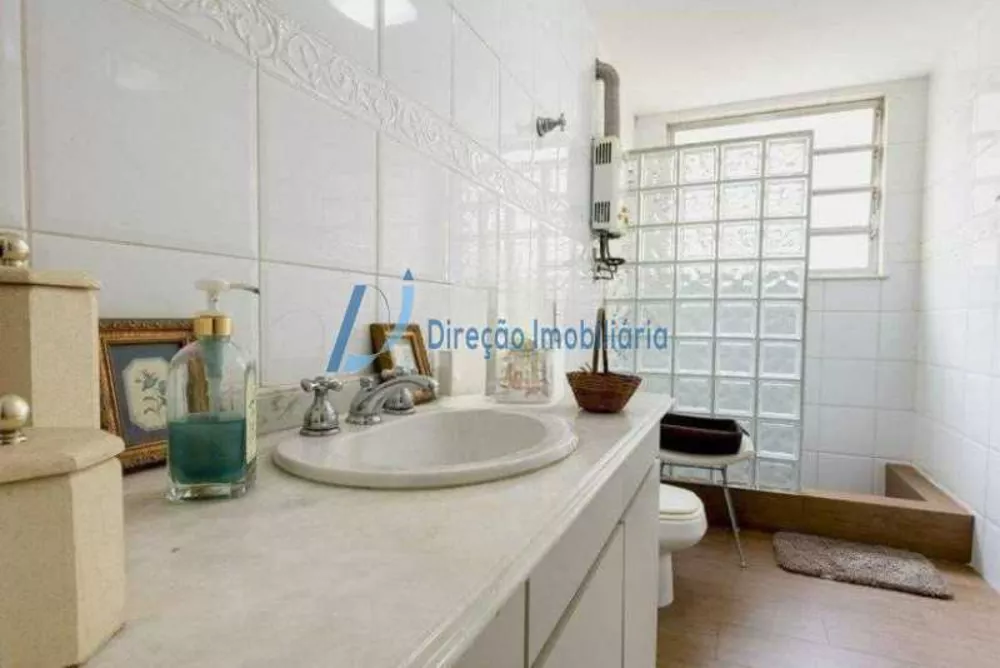 Apartamento, 3 quartos, 230 m² - Foto 1
