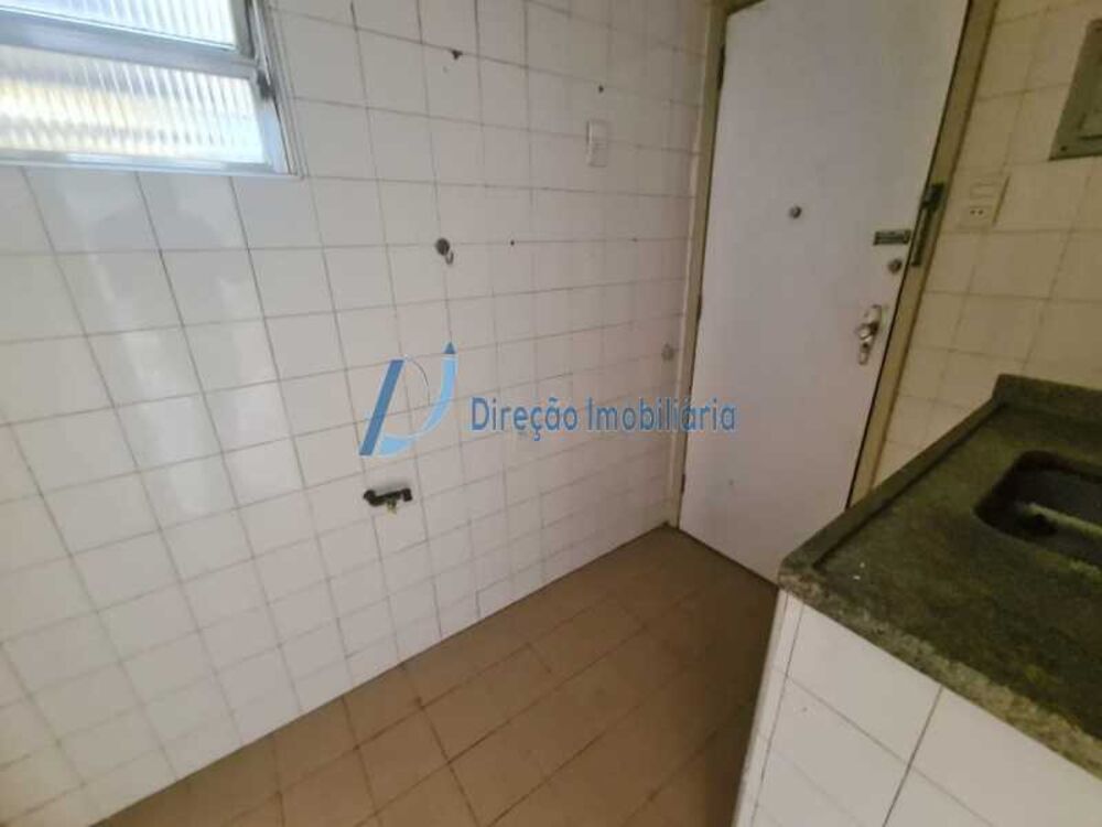 Apartamento à venda com 1 quarto, 36m² - Foto 2