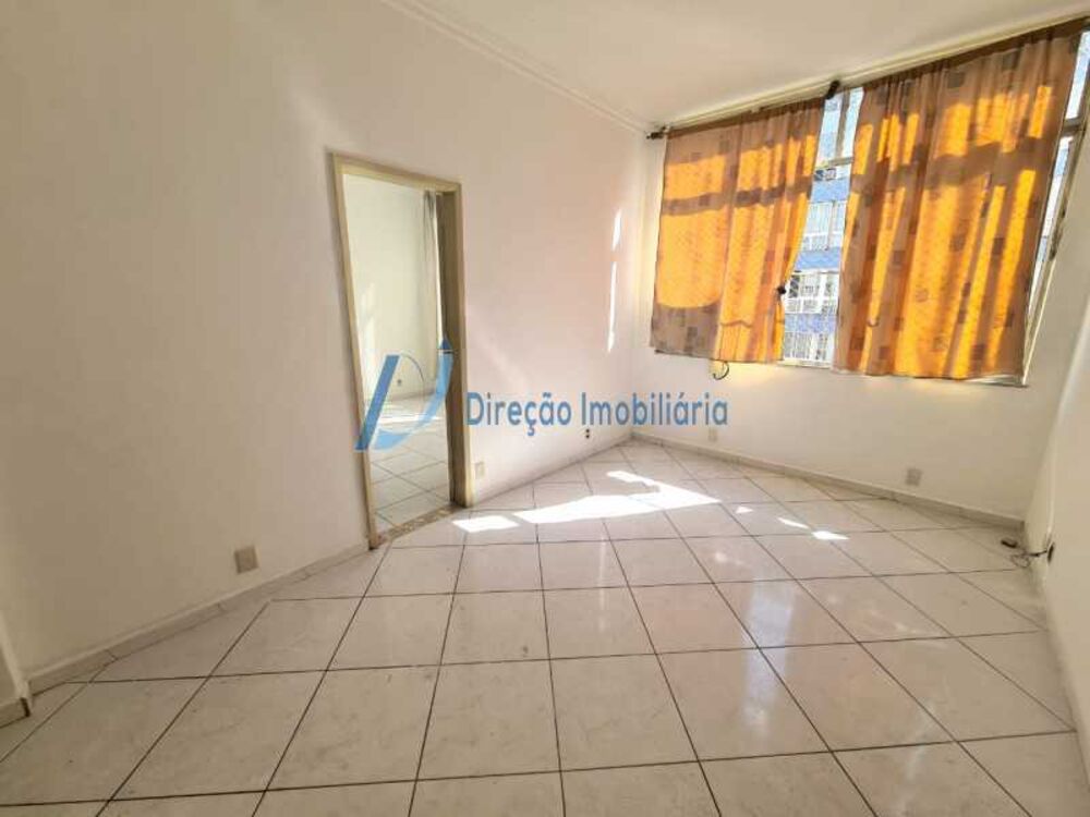Apartamento à venda com 1 quarto, 36m² - Foto 1