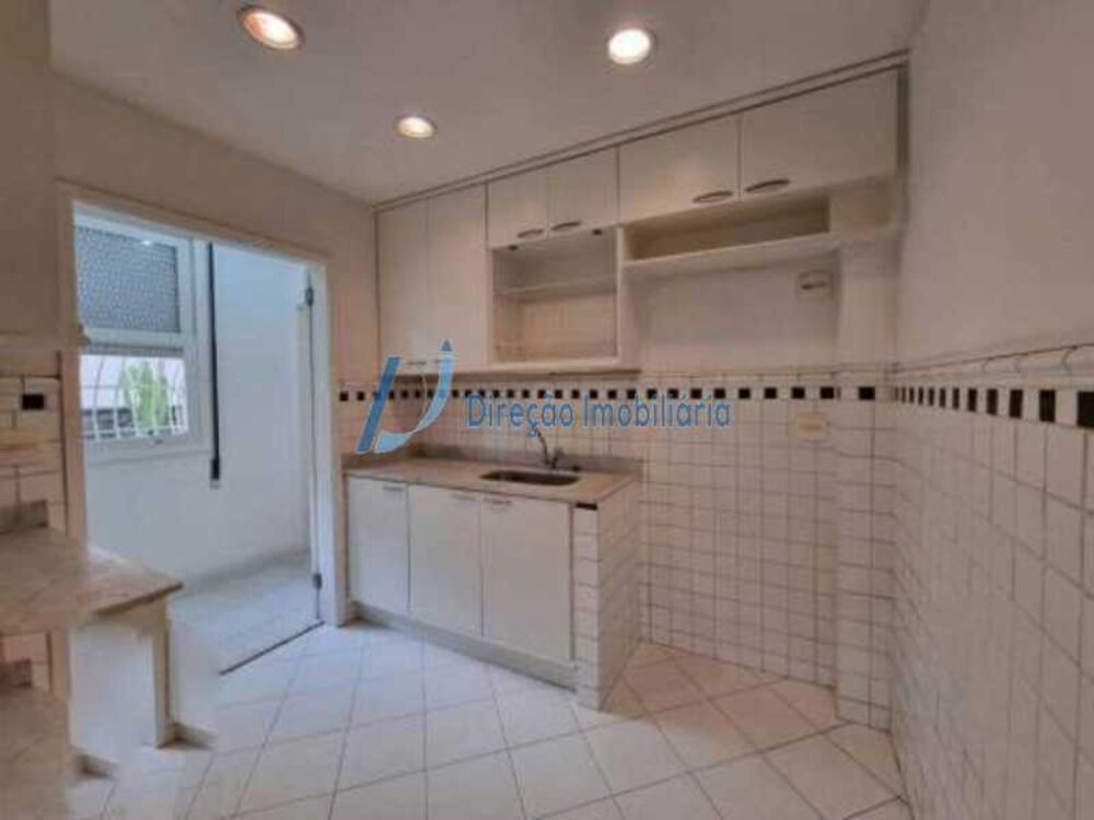 Apartamento à venda com 2 quartos, 94m² - Foto 3