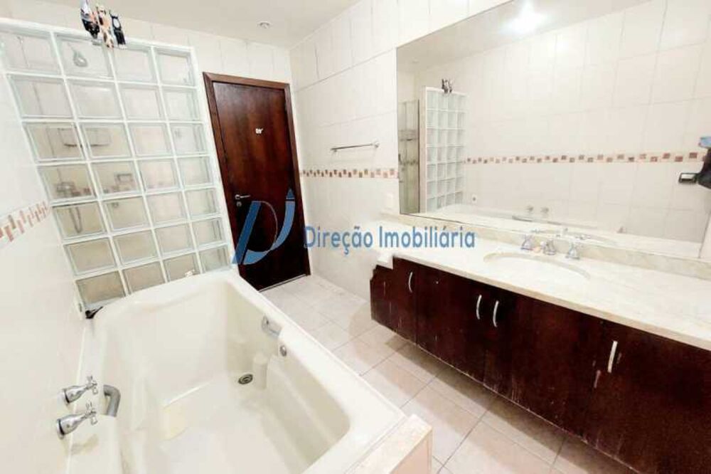 Apartamento, 3 quartos, 280 m² - Foto 1