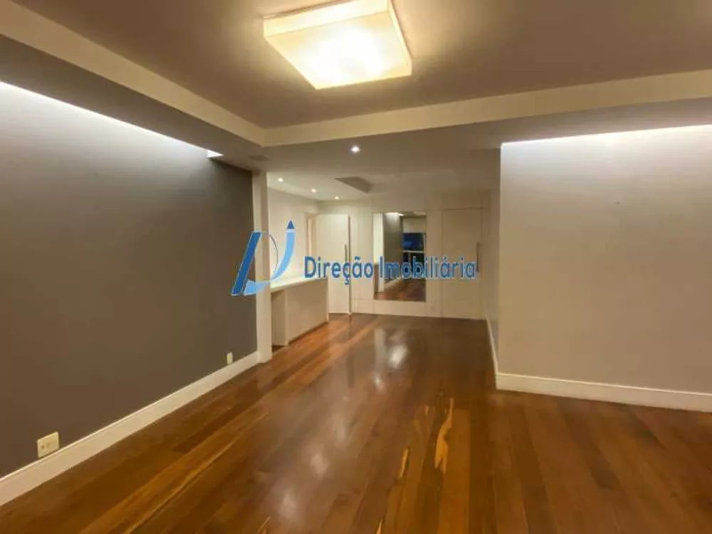 Apartamento, 3 quartos, 140 m² - Foto 1