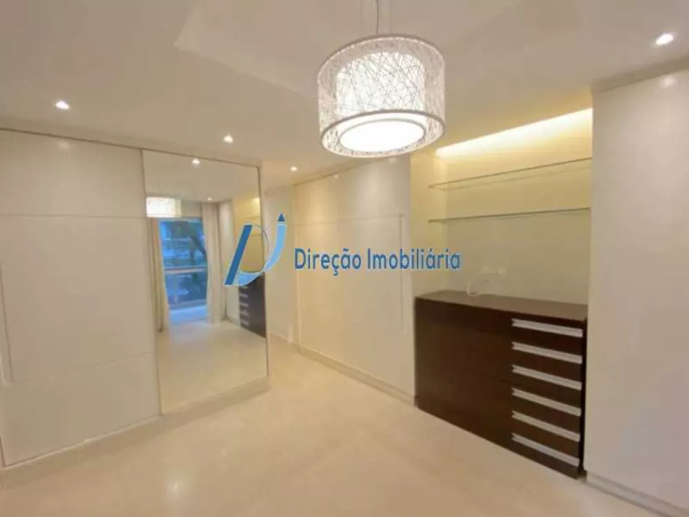 Apartamento, 3 quartos, 140 m² - Foto 2