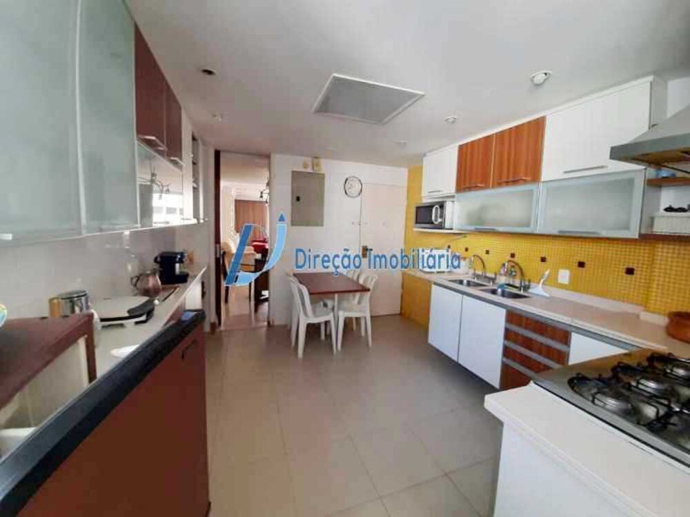Apartamento, 3 quartos, 150 m² - Foto 2
