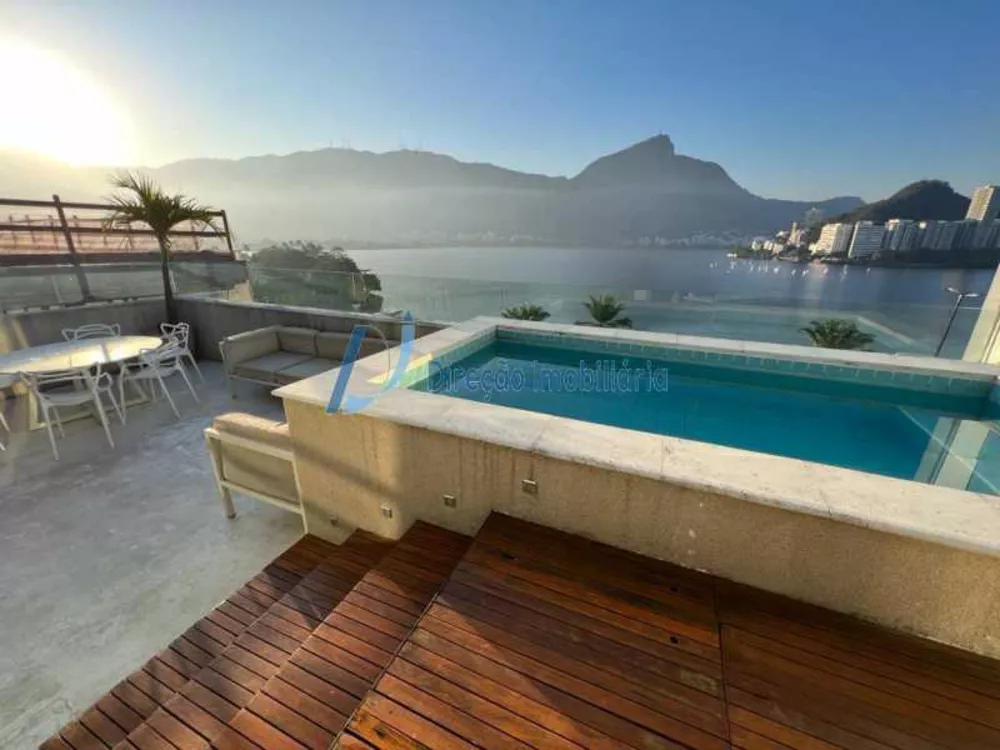 Cobertura, 3 quartos, 201 m² - Foto 1