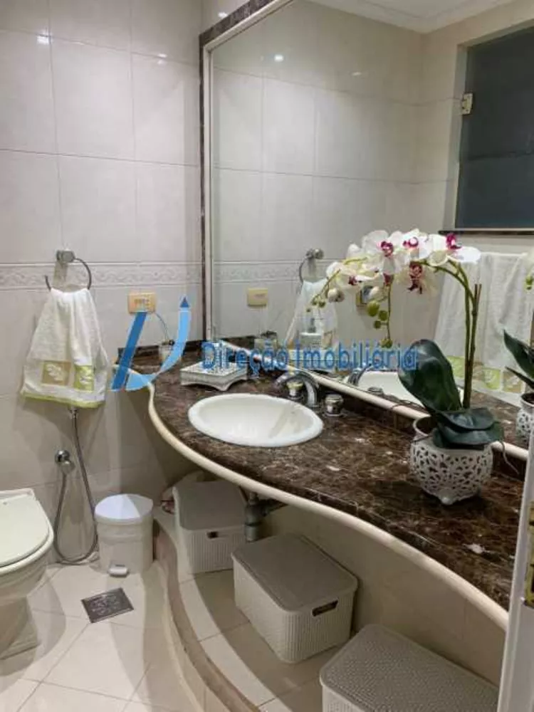 Apartamento, 3 quartos, 140 m² - Foto 2