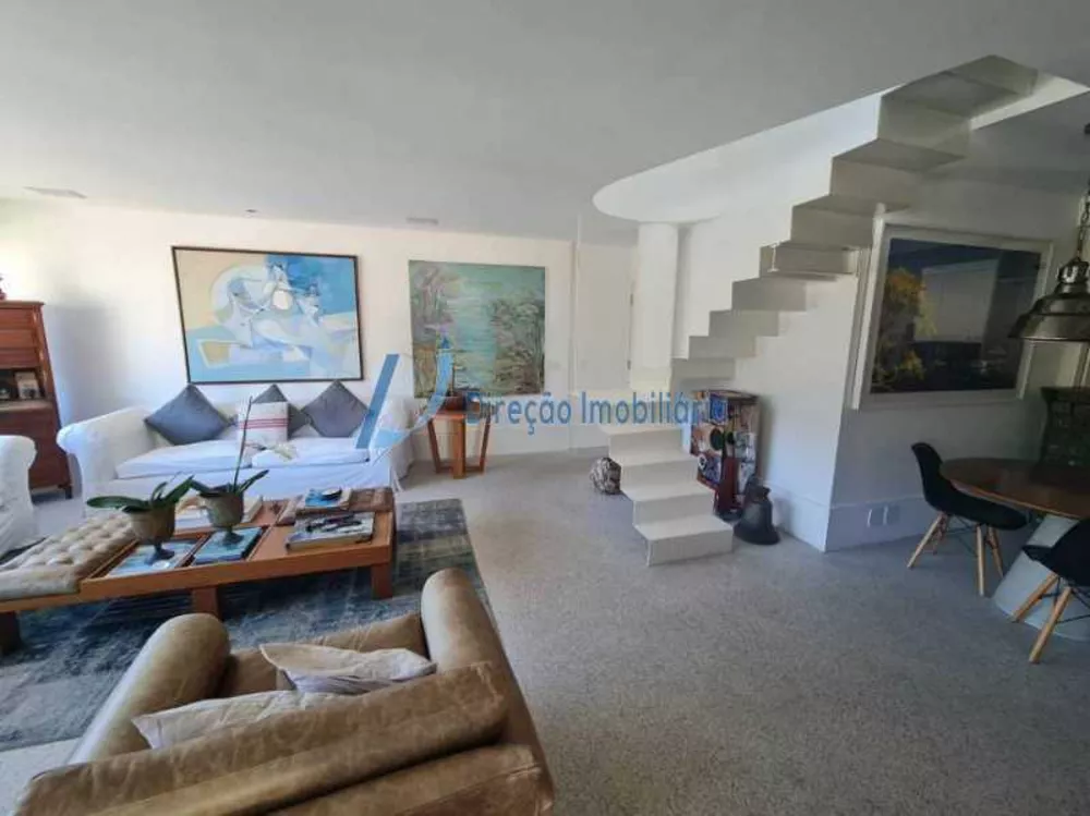 Cobertura, 3 quartos, 232 m² - Foto 2