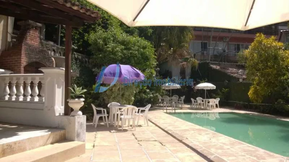 Casa, 5 quartos, 1600 m² - Foto 3