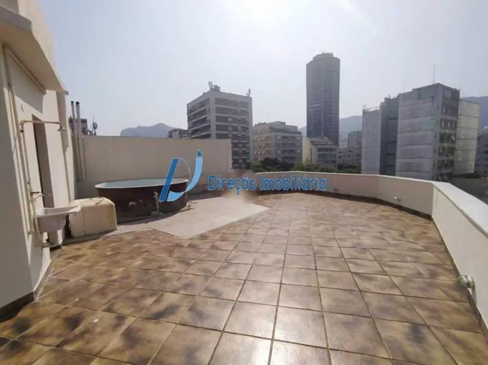 Cobertura, 3 quartos, 228 m² - Foto 3