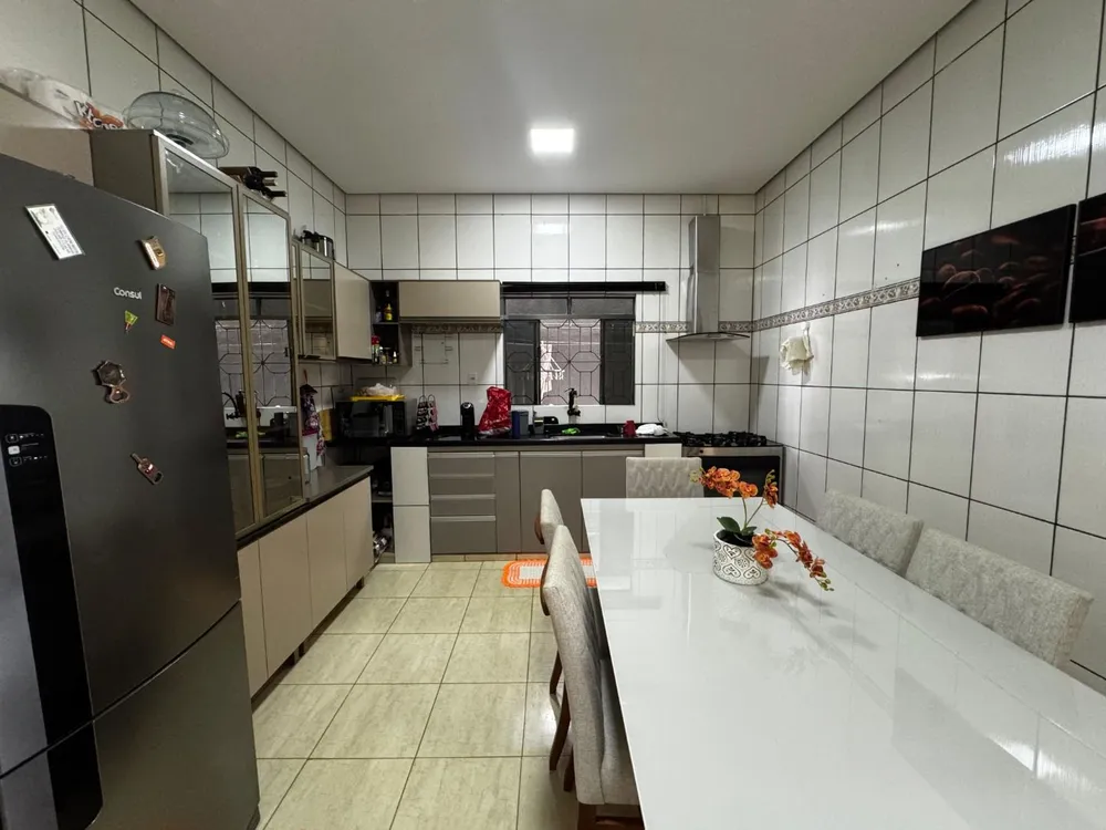Casa, 3 quartos, 200 m² - Foto 4