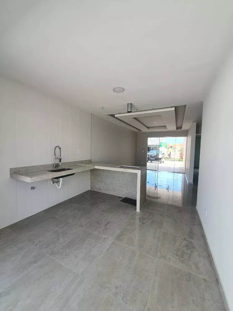 Casa à venda com 3 quartos, 107m² - Foto 4