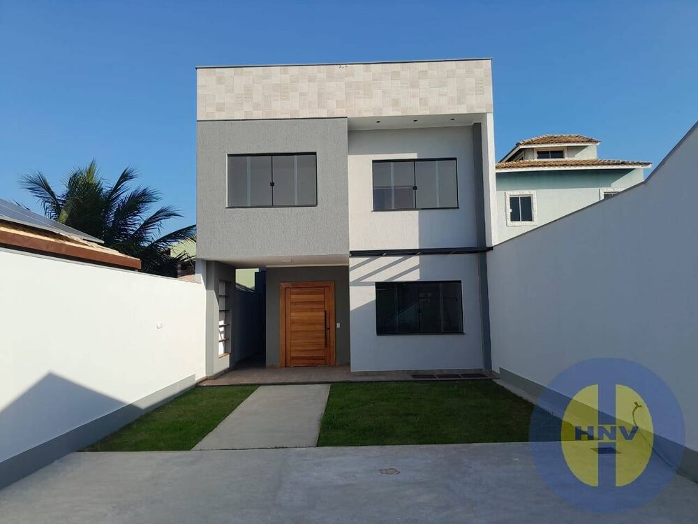 Casa à venda com 3 quartos, 150m² - Foto 1