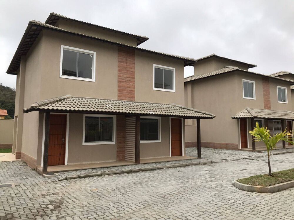 Casa à venda com 2 quartos, 73m² - Foto 1
