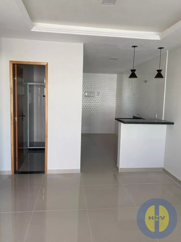 Casa à venda com 2 quartos, 240m² - Foto 3